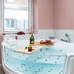 @romantic & @jacuzzi @ Parking Gratuit @ *