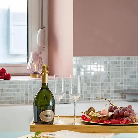 Apartment @romantic & @jacuzzi @ Parking Gratuit @ Mulhouse