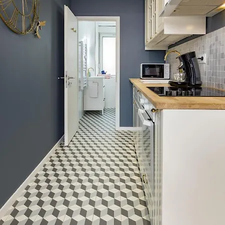 @romantic & @jacuzzi @ Parking Gratuit @ *